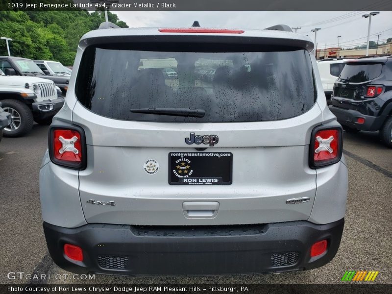 Glacier Metallic / Black 2019 Jeep Renegade Latitude 4x4