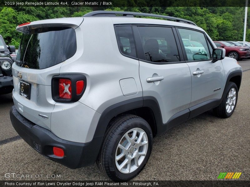 Glacier Metallic / Black 2019 Jeep Renegade Latitude 4x4