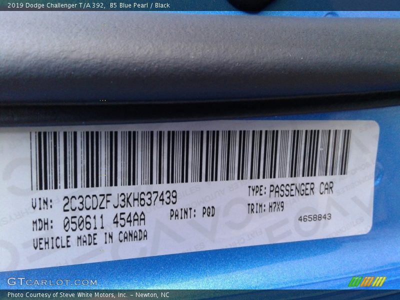 B5 Blue Pearl / Black 2019 Dodge Challenger T/A 392