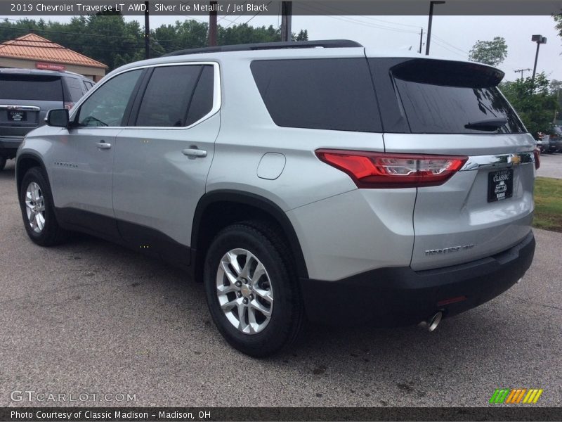 Silver Ice Metallic / Jet Black 2019 Chevrolet Traverse LT AWD