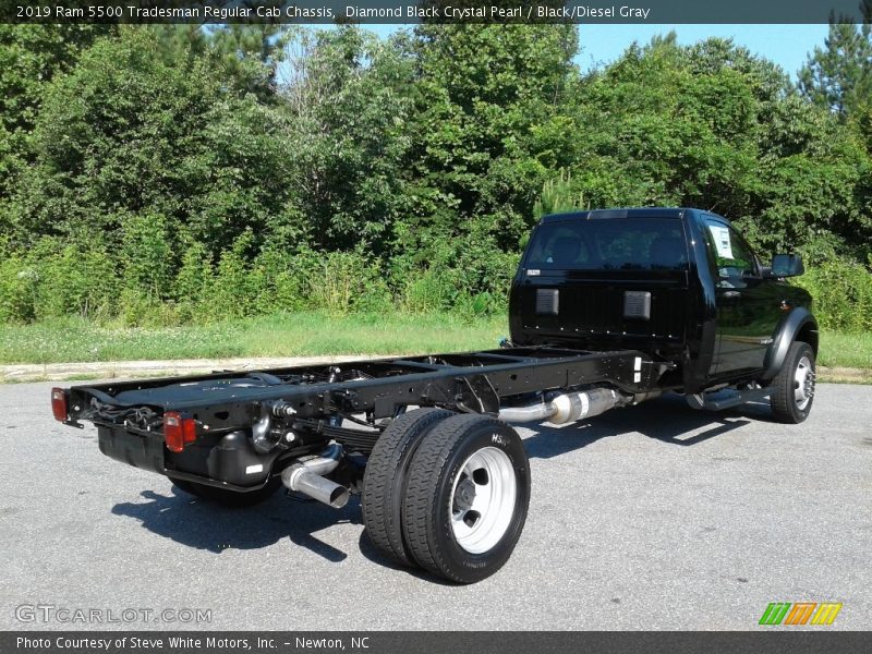 Diamond Black Crystal Pearl / Black/Diesel Gray 2019 Ram 5500 Tradesman Regular Cab Chassis