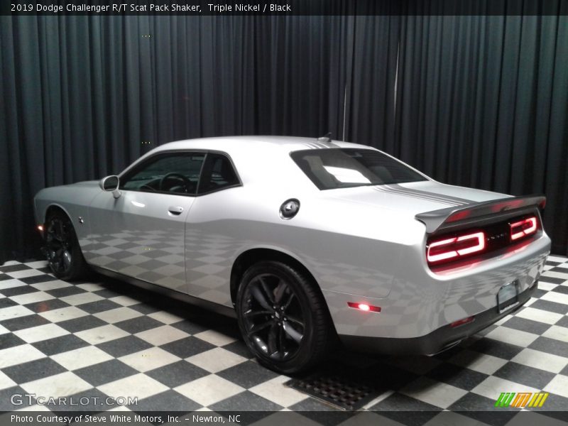 Triple Nickel / Black 2019 Dodge Challenger R/T Scat Pack Shaker