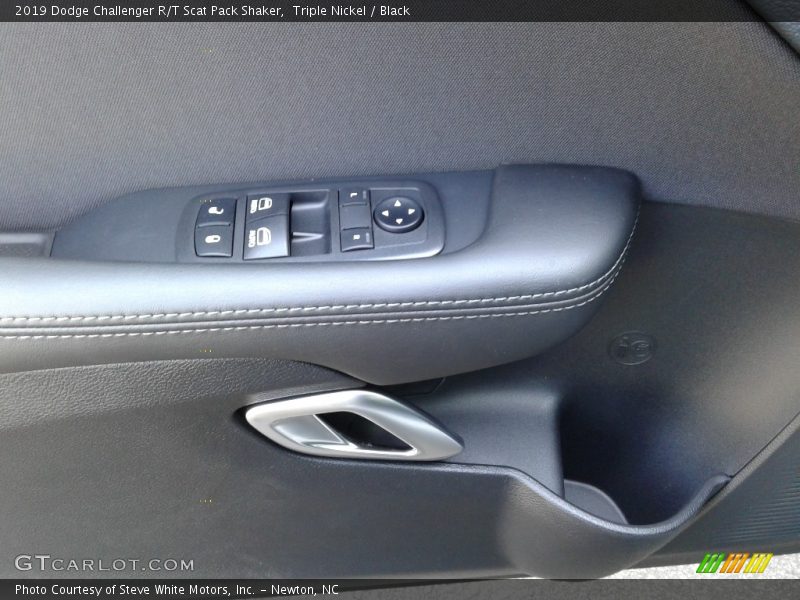 Triple Nickel / Black 2019 Dodge Challenger R/T Scat Pack Shaker