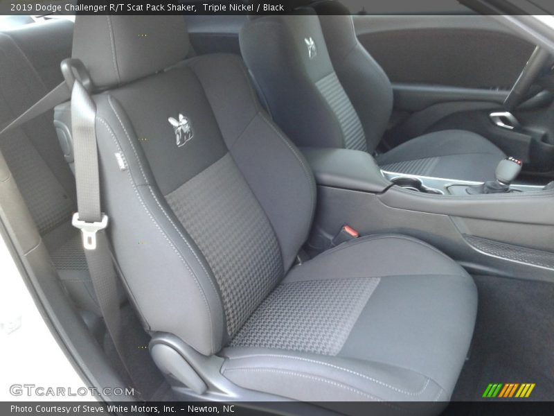 Triple Nickel / Black 2019 Dodge Challenger R/T Scat Pack Shaker