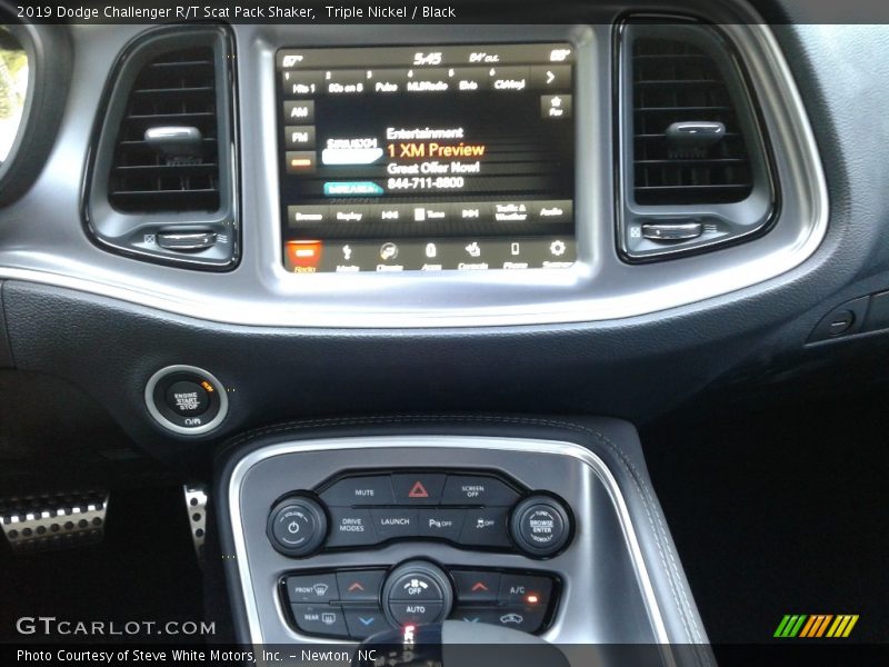 Triple Nickel / Black 2019 Dodge Challenger R/T Scat Pack Shaker