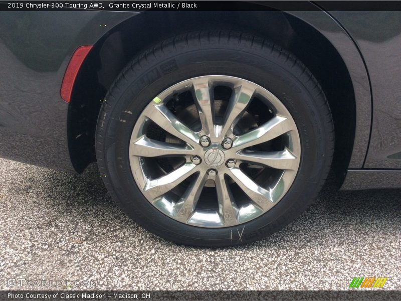 Granite Crystal Metallic / Black 2019 Chrysler 300 Touring AWD
