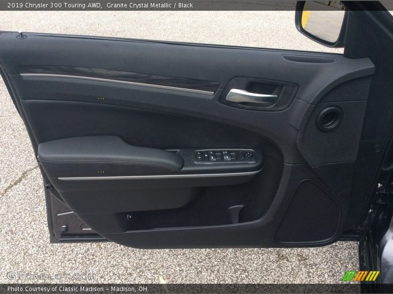 Granite Crystal Metallic / Black 2019 Chrysler 300 Touring AWD