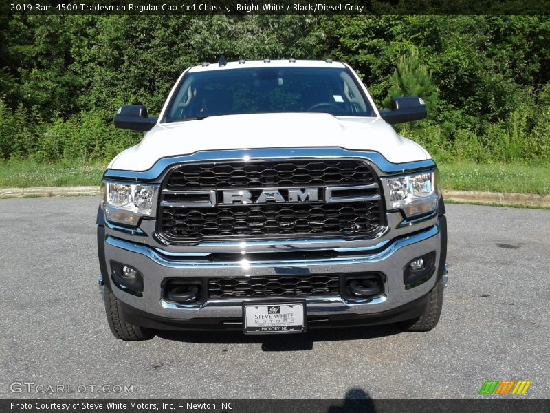 Bright White / Black/Diesel Gray 2019 Ram 4500 Tradesman Regular Cab 4x4 Chassis