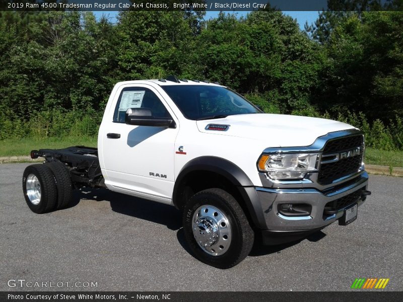 Bright White / Black/Diesel Gray 2019 Ram 4500 Tradesman Regular Cab 4x4 Chassis