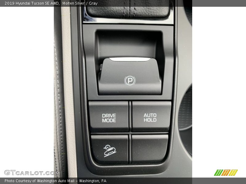 Molten Silver / Gray 2019 Hyundai Tucson SE AWD