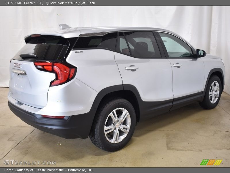 Quicksilver Metallic / Jet Black 2019 GMC Terrain SLE