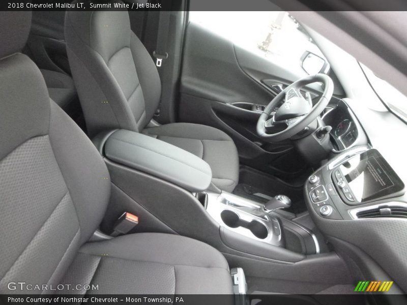 Summit White / Jet Black 2018 Chevrolet Malibu LT