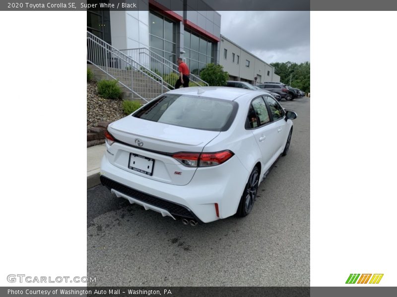 Super White / Black 2020 Toyota Corolla SE