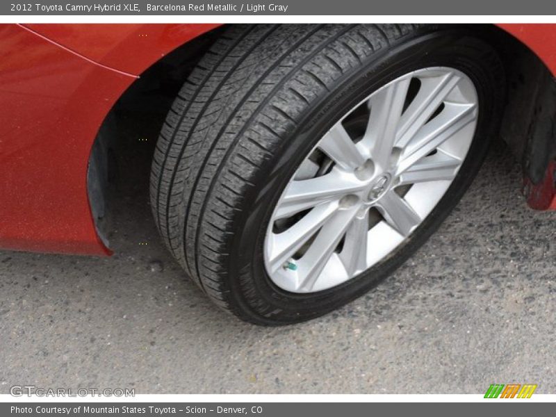 Barcelona Red Metallic / Light Gray 2012 Toyota Camry Hybrid XLE