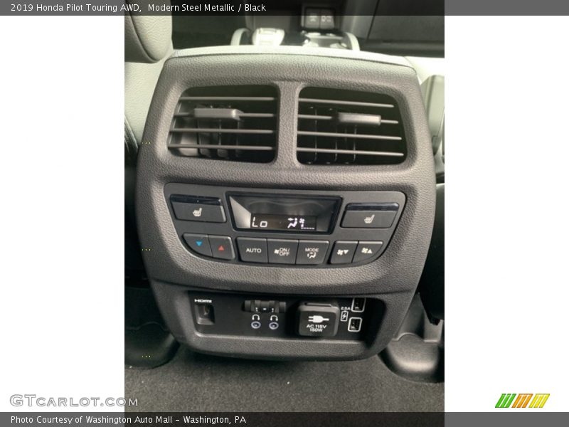 Modern Steel Metallic / Black 2019 Honda Pilot Touring AWD