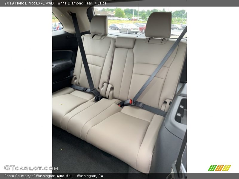 White Diamond Pearl / Beige 2019 Honda Pilot EX-L AWD