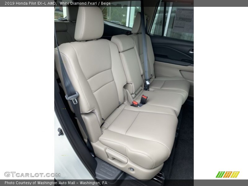 White Diamond Pearl / Beige 2019 Honda Pilot EX-L AWD