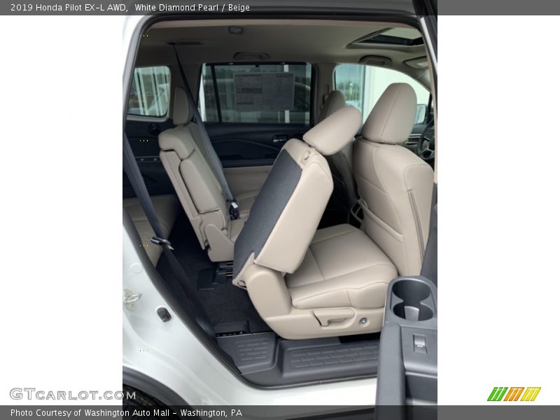 White Diamond Pearl / Beige 2019 Honda Pilot EX-L AWD