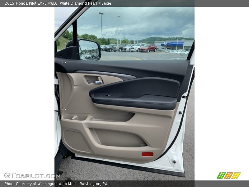 White Diamond Pearl / Beige 2019 Honda Pilot EX-L AWD
