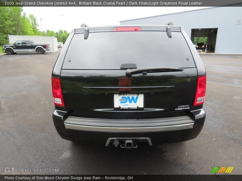 Brilliant Black Crystal Pearl / Dark Khaki/Light Graystone Royal Leather 2009 Jeep Grand Cherokee Limited 4x4
