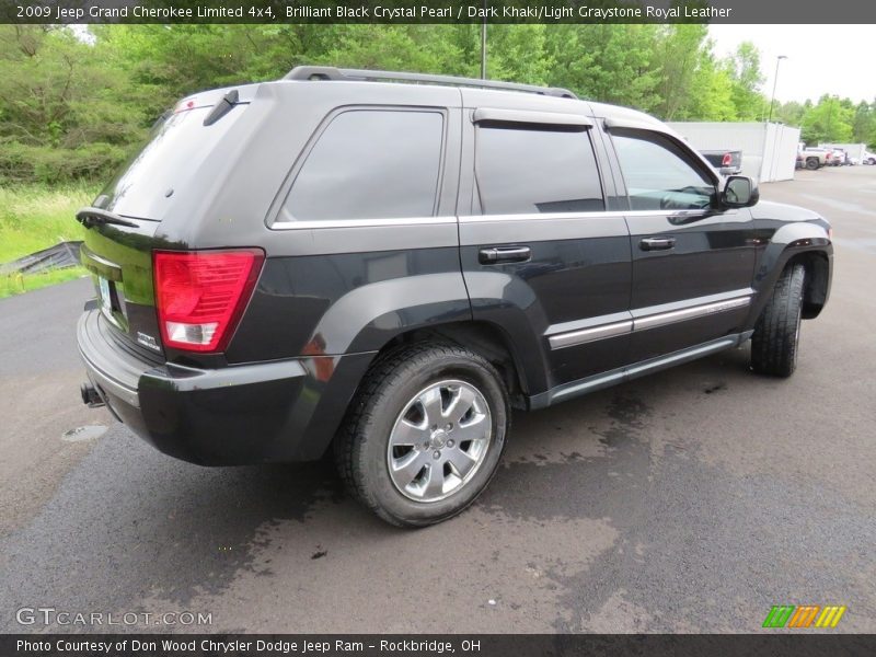 Brilliant Black Crystal Pearl / Dark Khaki/Light Graystone Royal Leather 2009 Jeep Grand Cherokee Limited 4x4