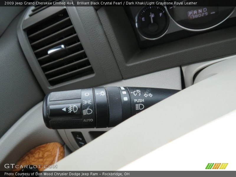 Brilliant Black Crystal Pearl / Dark Khaki/Light Graystone Royal Leather 2009 Jeep Grand Cherokee Limited 4x4