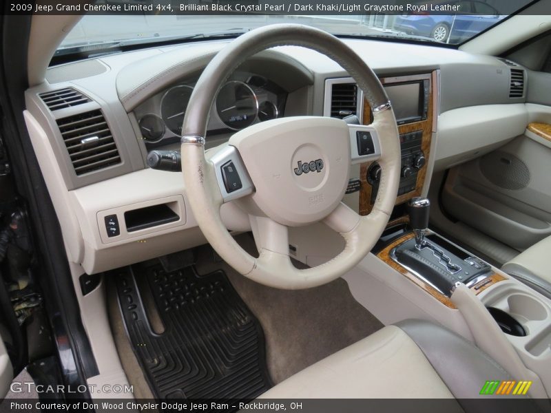 Brilliant Black Crystal Pearl / Dark Khaki/Light Graystone Royal Leather 2009 Jeep Grand Cherokee Limited 4x4