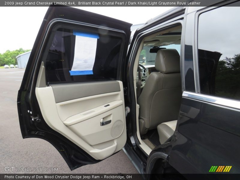 Brilliant Black Crystal Pearl / Dark Khaki/Light Graystone Royal Leather 2009 Jeep Grand Cherokee Limited 4x4