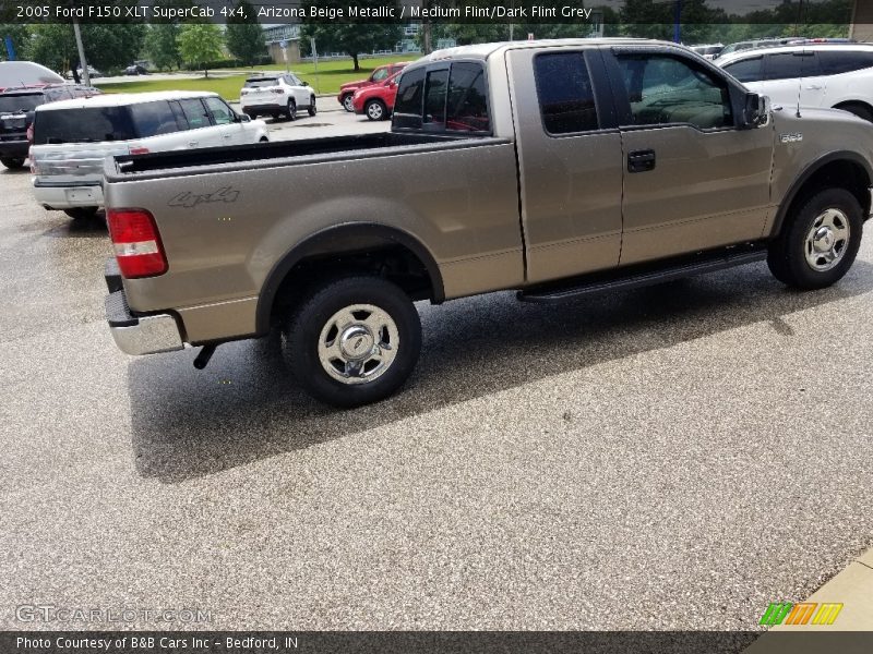 Arizona Beige Metallic / Medium Flint/Dark Flint Grey 2005 Ford F150 XLT SuperCab 4x4