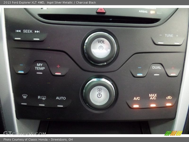 Ingot Silver Metallic / Charcoal Black 2013 Ford Explorer XLT 4WD