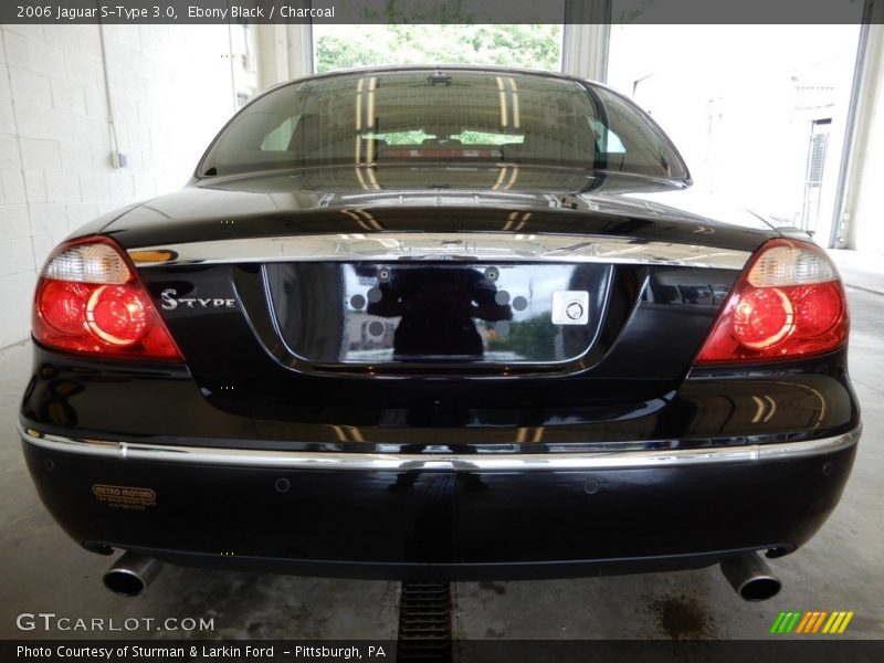 Ebony Black / Charcoal 2006 Jaguar S-Type 3.0