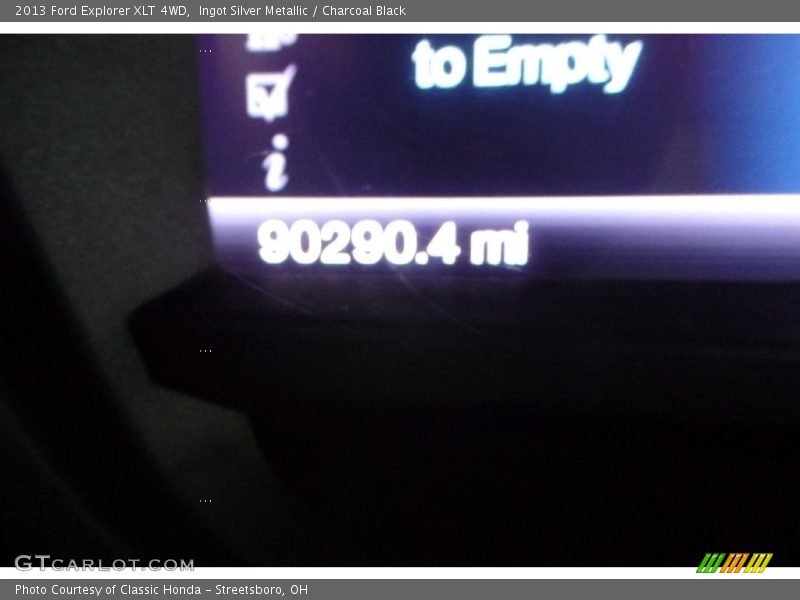 Ingot Silver Metallic / Charcoal Black 2013 Ford Explorer XLT 4WD