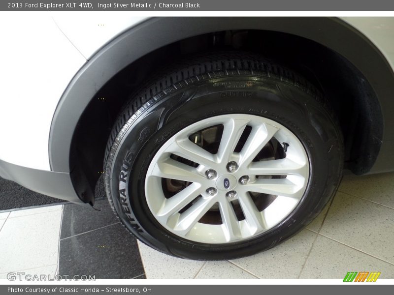 Ingot Silver Metallic / Charcoal Black 2013 Ford Explorer XLT 4WD
