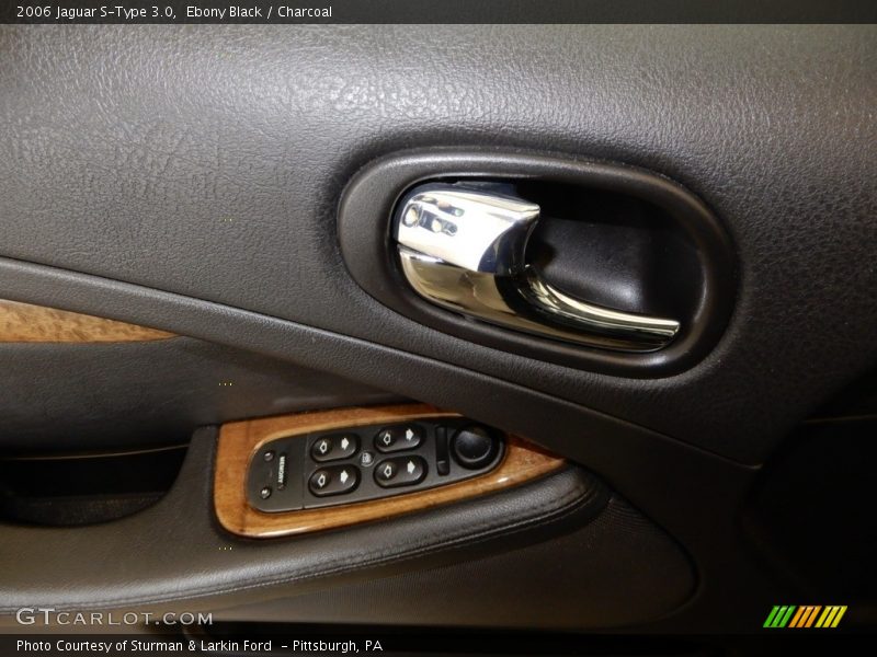 Ebony Black / Charcoal 2006 Jaguar S-Type 3.0