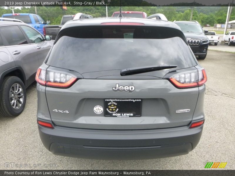 Sting-Gray / Black 2019 Jeep Cherokee Latitude Plus 4x4