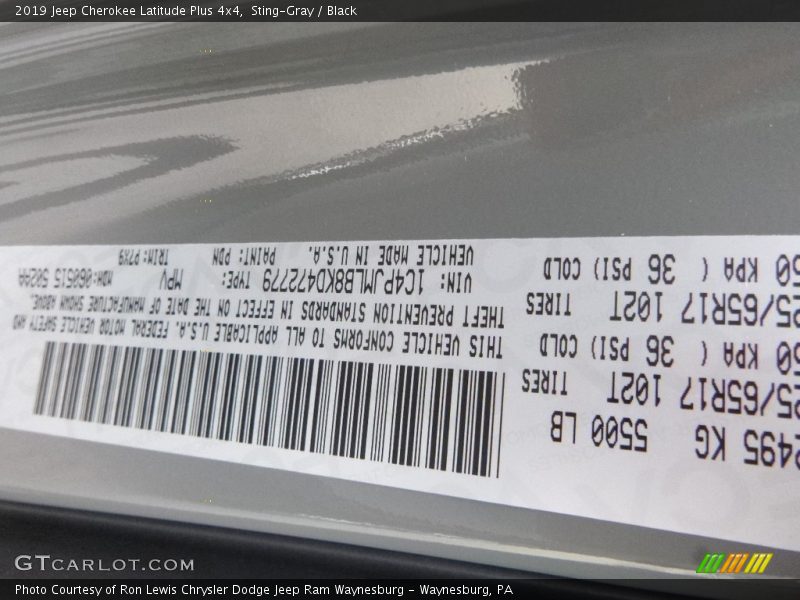 Sting-Gray / Black 2019 Jeep Cherokee Latitude Plus 4x4