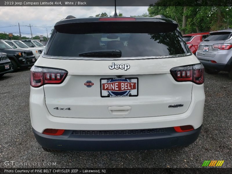 White / Black 2019 Jeep Compass Latitude 4x4
