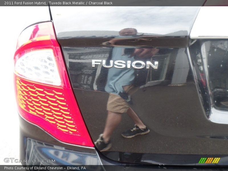 Tuxedo Black Metallic / Charcoal Black 2011 Ford Fusion Hybrid