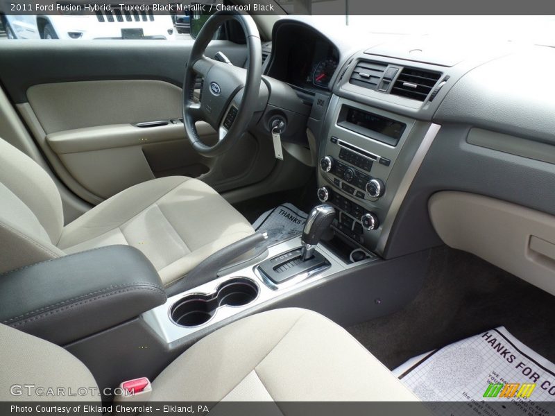 Tuxedo Black Metallic / Charcoal Black 2011 Ford Fusion Hybrid