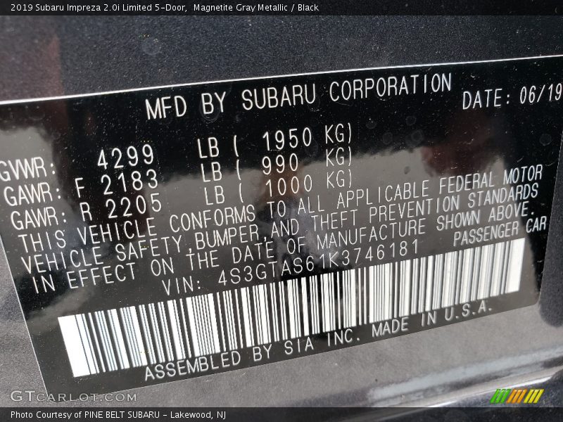 Magnetite Gray Metallic / Black 2019 Subaru Impreza 2.0i Limited 5-Door