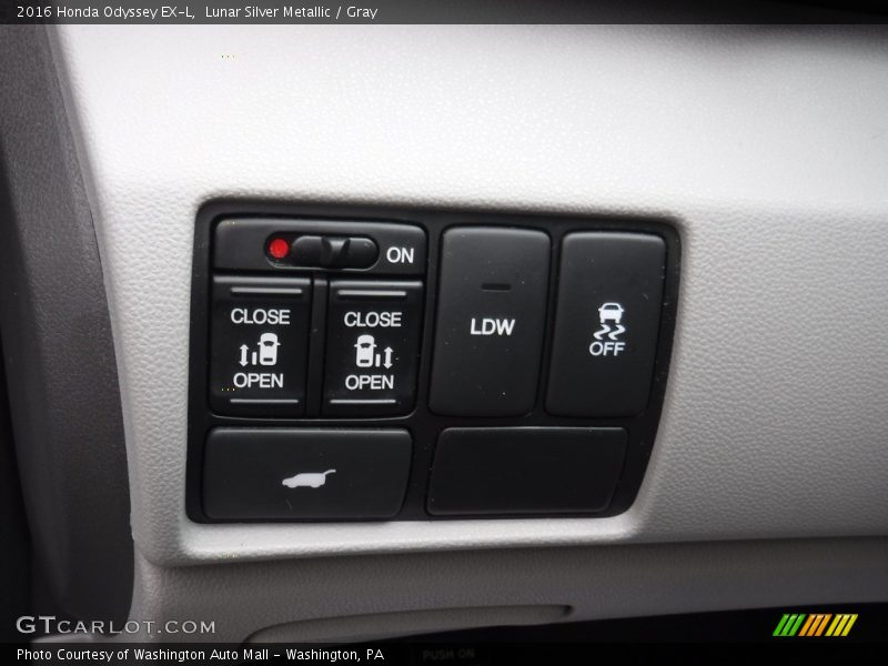 Lunar Silver Metallic / Gray 2016 Honda Odyssey EX-L