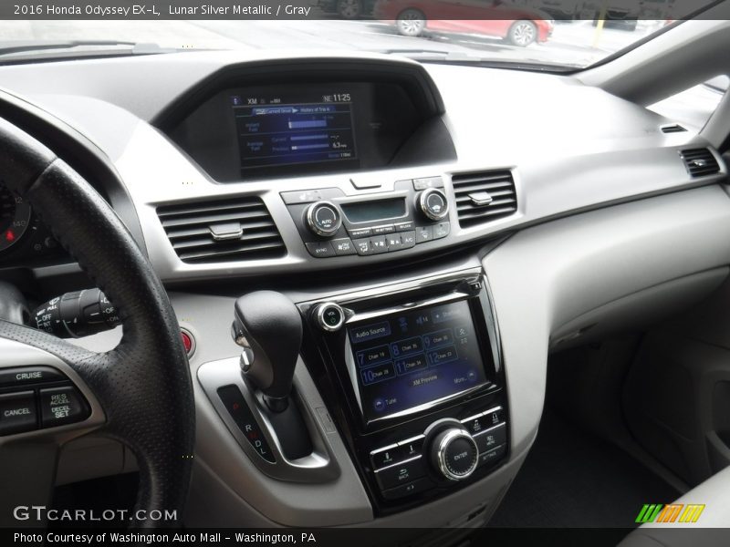 Lunar Silver Metallic / Gray 2016 Honda Odyssey EX-L