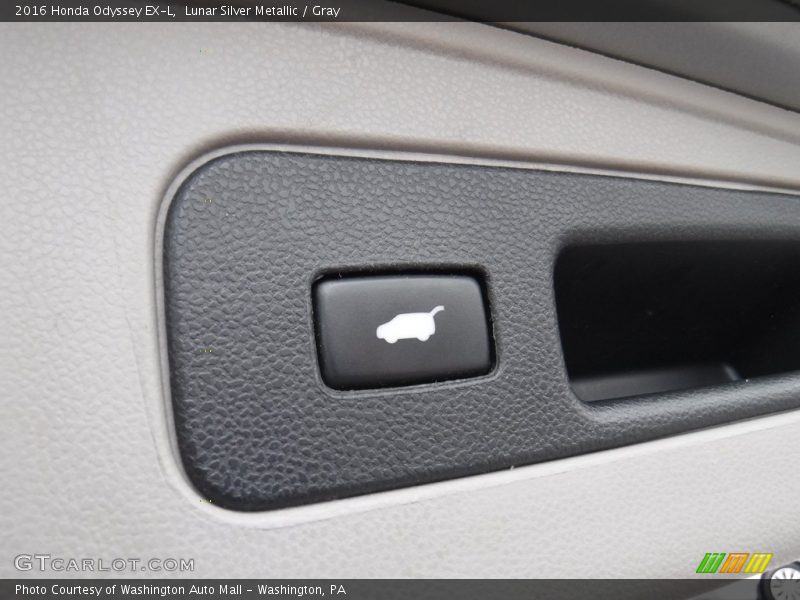 Lunar Silver Metallic / Gray 2016 Honda Odyssey EX-L
