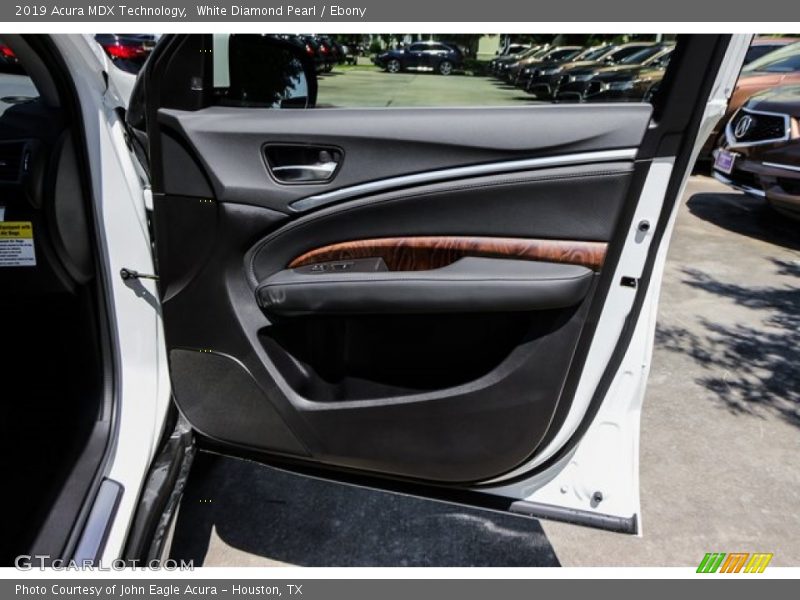 White Diamond Pearl / Ebony 2019 Acura MDX Technology