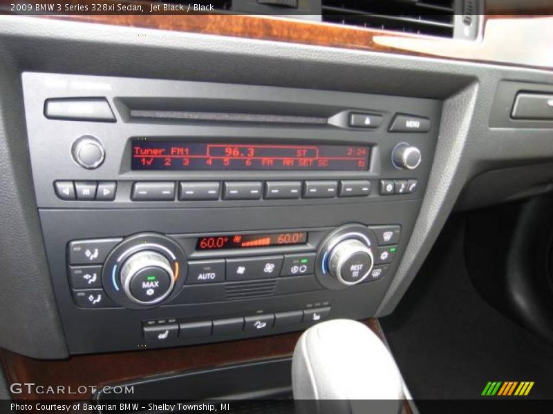 Jet Black / Black 2009 BMW 3 Series 328xi Sedan