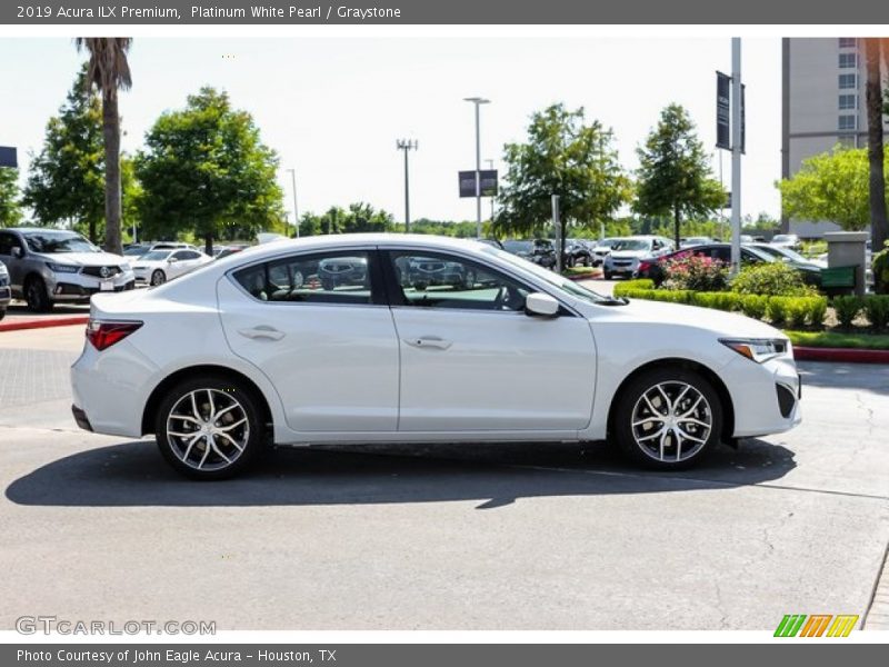 Platinum White Pearl / Graystone 2019 Acura ILX Premium