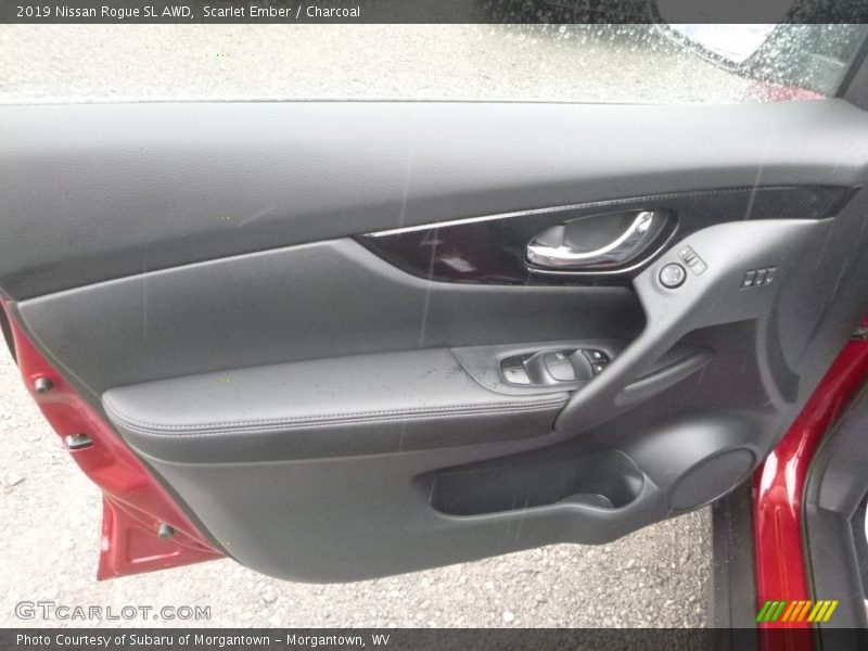 Scarlet Ember / Charcoal 2019 Nissan Rogue SL AWD