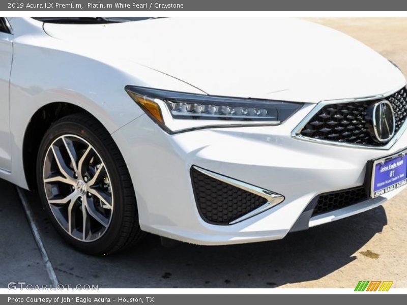 Platinum White Pearl / Graystone 2019 Acura ILX Premium