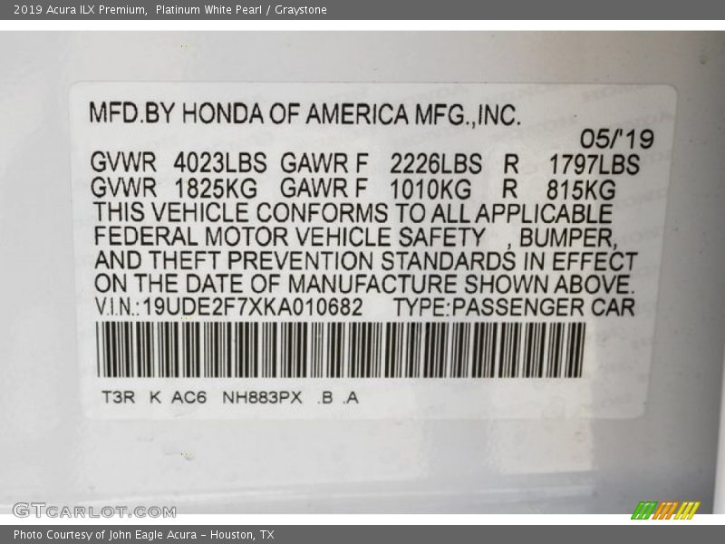Platinum White Pearl / Graystone 2019 Acura ILX Premium