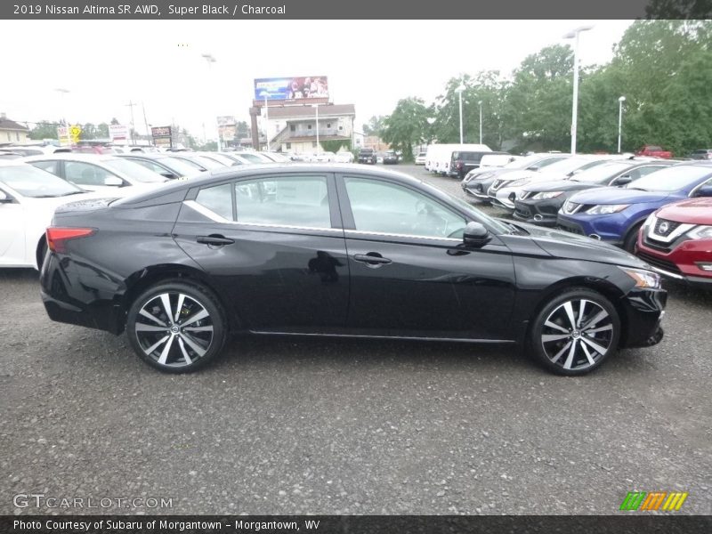 Super Black / Charcoal 2019 Nissan Altima SR AWD